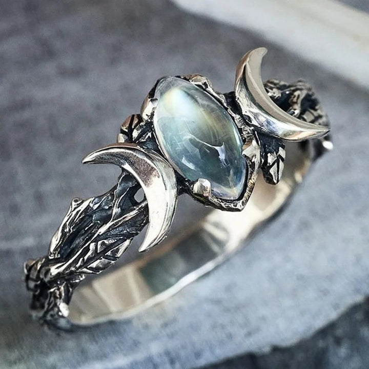 Lunar Ring | Fantasy Collection