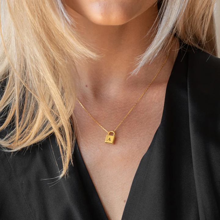 Ketting met Slothanger Initiaal | 14k Verguld Goud