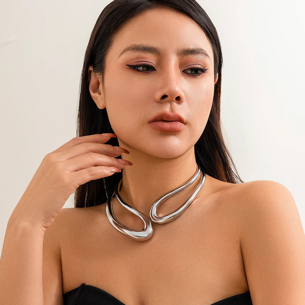 Geometrische Statement Choker XXL | 14K Verguld Goud – Strakke Power Look