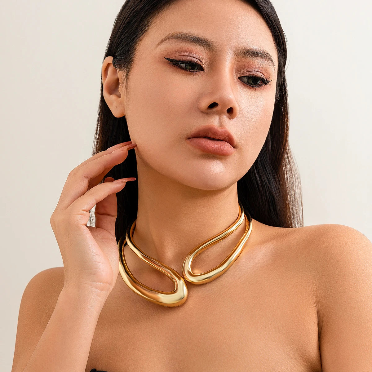 Geometrische Statement Choker XXL | 14K Verguld Goud – Strakke Power Look