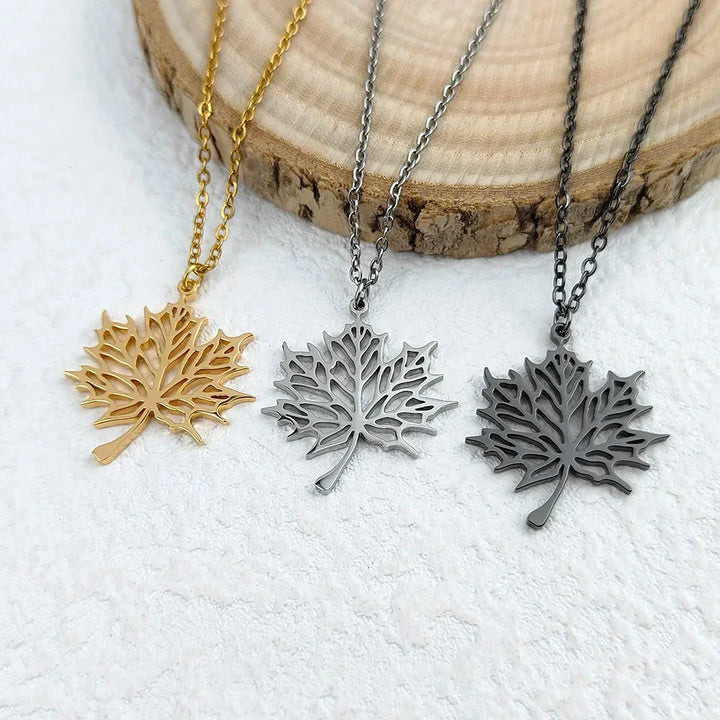 Ketting met Esdoornblad Hanger