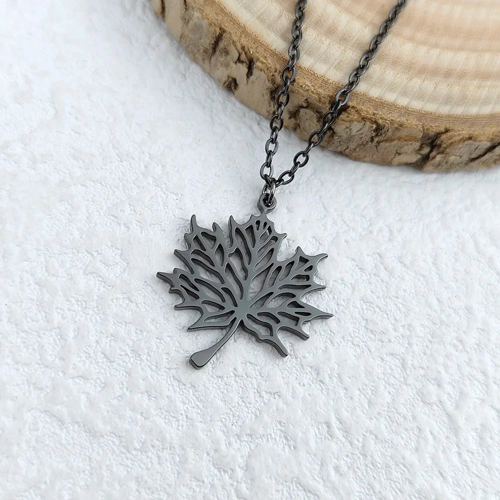 Ketting met Esdoornblad Hanger