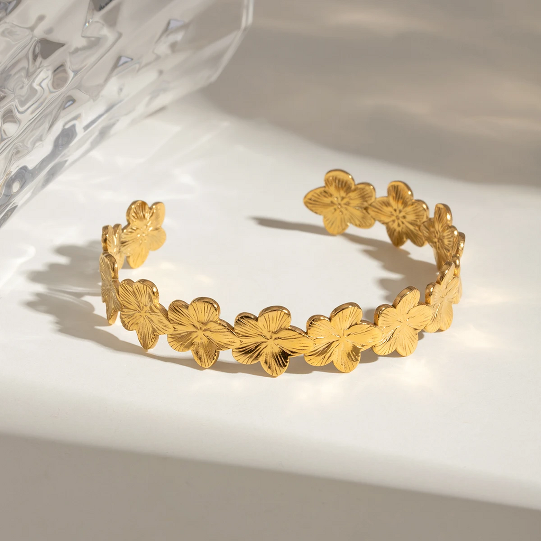 Bracciale rigido con motivo floreale | Oro placcato 14k