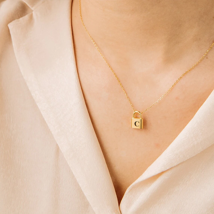 Ketting met Slothanger Initiaal | 14k Verguld Goud