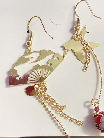 Lucky Heron Mismatched Earrings