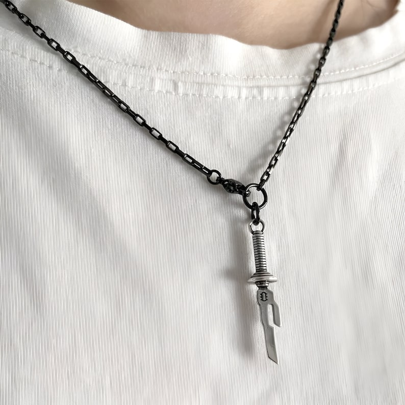 Inverted Spear of Heaven Necklace Toji