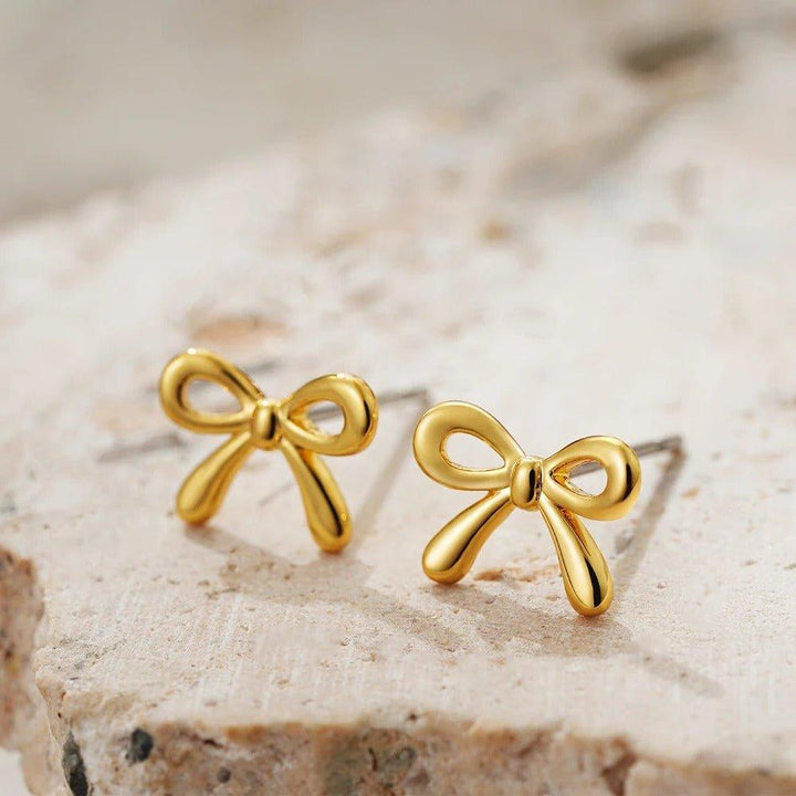 Boucles d'oreilles avec nœud | Or plaqué 14k