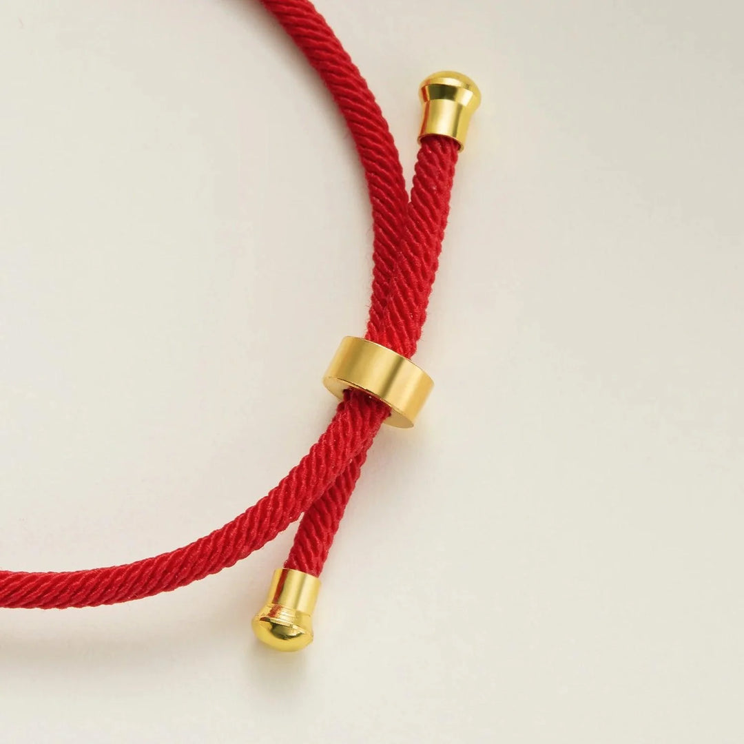 Bracelet rouge personnalisé avec initiale | Or plaqué 14K